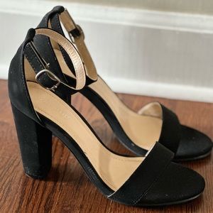 Black velvet heels